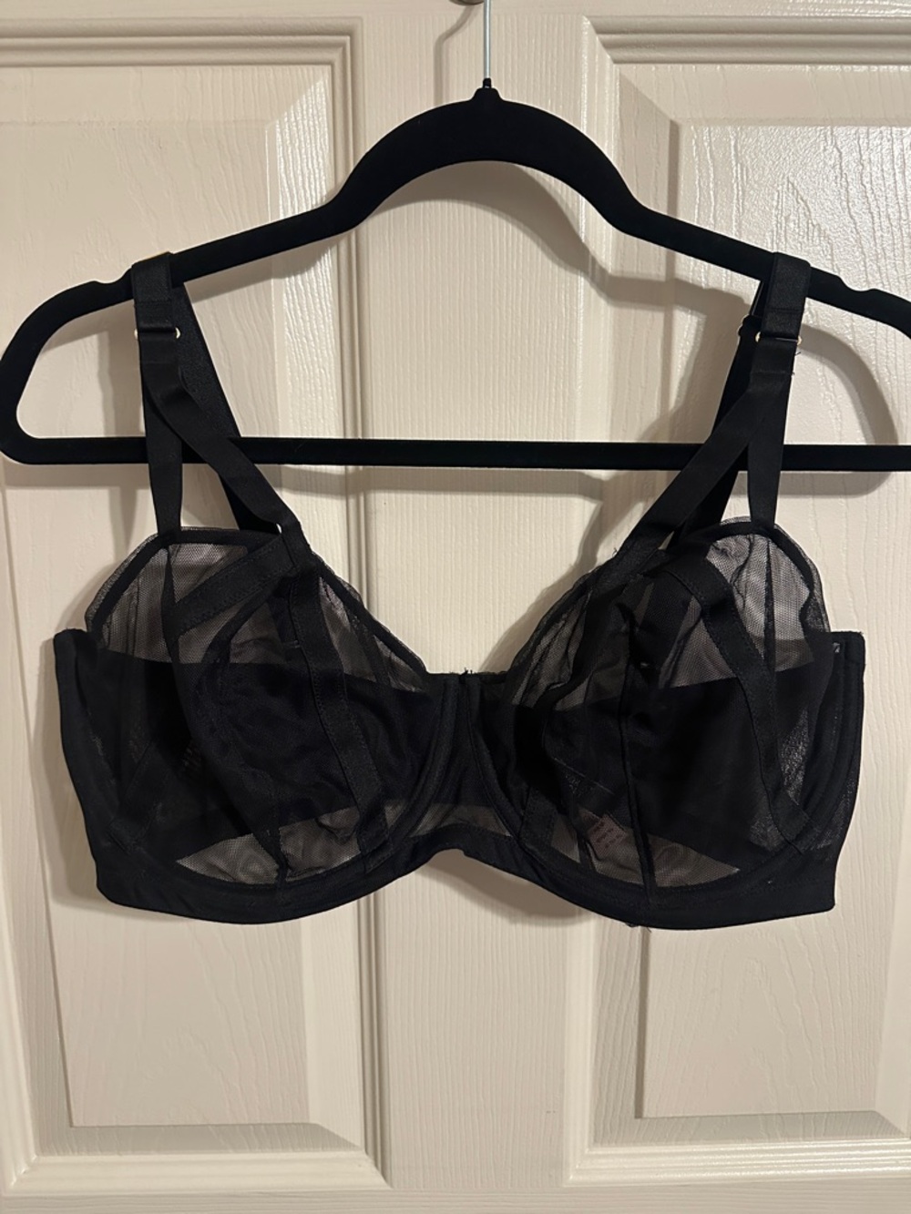 Victoria's Secret Very Sexy Unlined Underwire Bra w Strappy Detail, Black, 38DDD